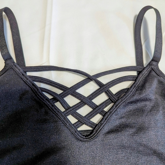 🌻2 for $20 | Small Details Cross-Cross Bra - Picture 4 of 7